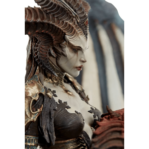 Diablo IV Statue Lilith 2
